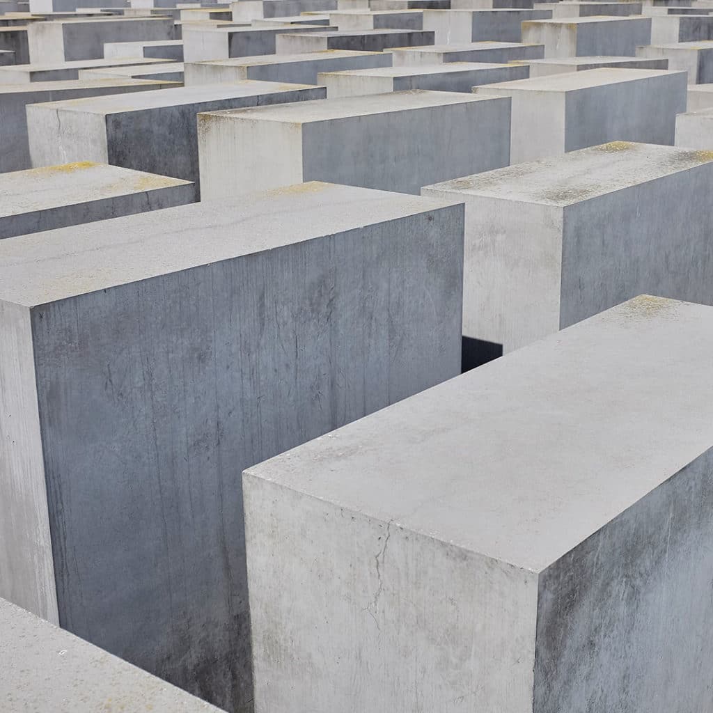 Católicos contra el holocausto